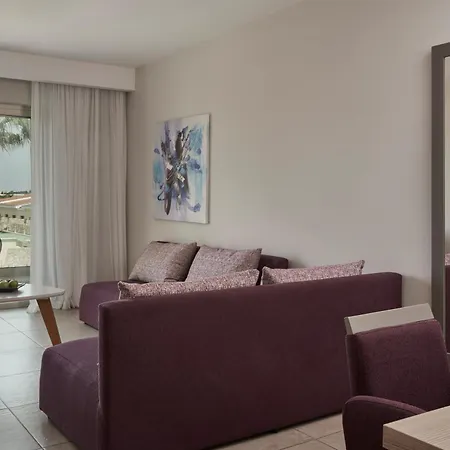 Atlantica Aeneas Station touristique Ayía Nápa