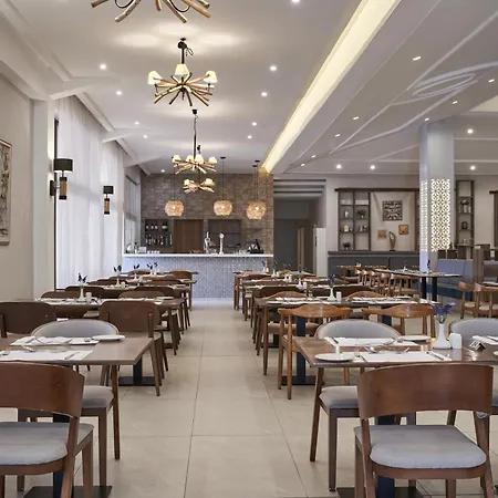 Atlantica Aeneas 5* 圣纳帕