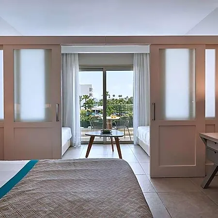 Resort Atlantica Aeneas 5*