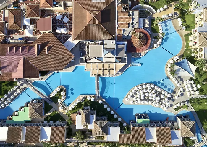 Atlantica Aeneas Semesteranläggning (resort)